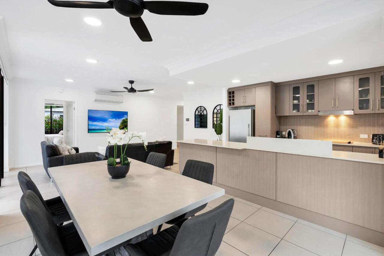 Elysium Apartments Palm Cove Exterior foto