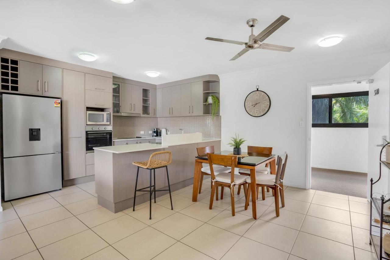 Elysium Apartments Palm Cove Exterior foto