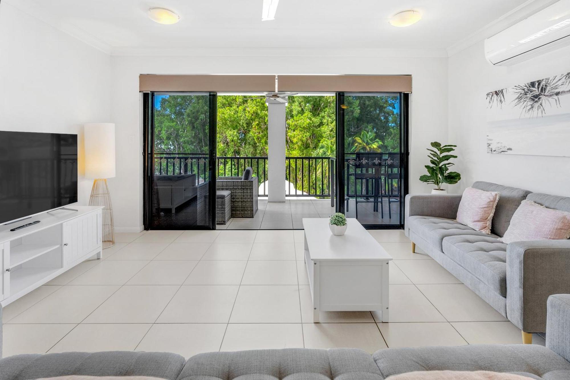 Elysium Apartments Palm Cove Exterior foto