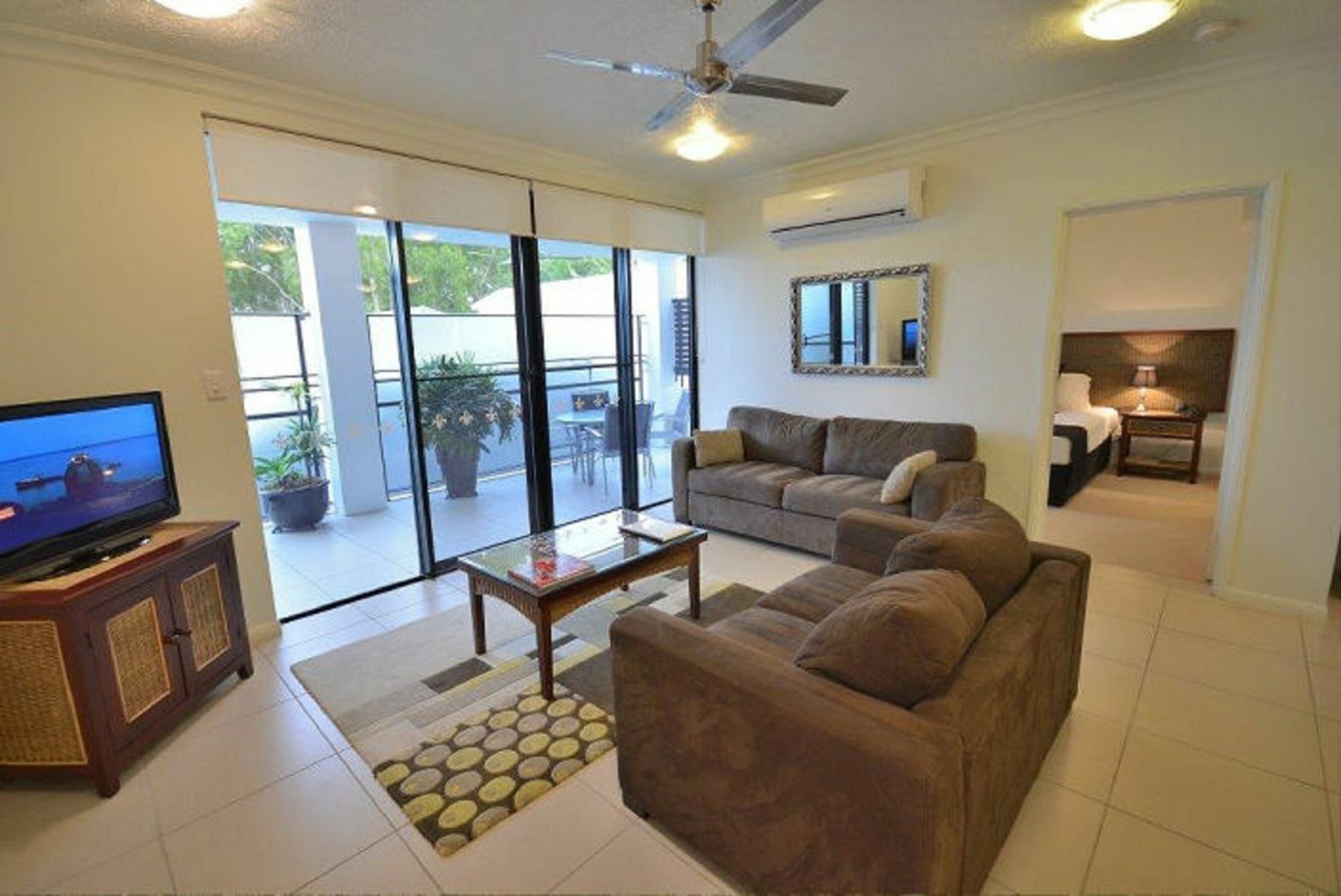 Elysium Apartments Palm Cove Exterior foto